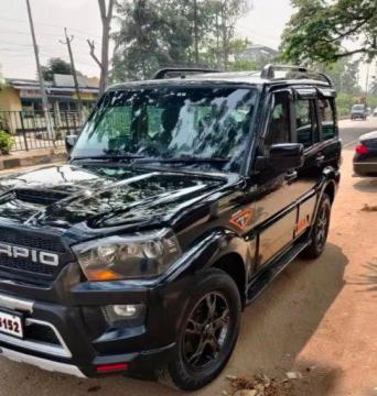 Mahindra Scorpio S10 2017