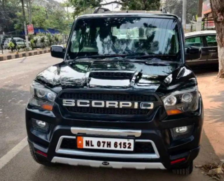 Mahindra Scorpio S10 2017