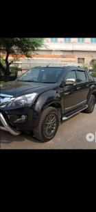 Isuzu MU-X 4x2 2019