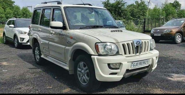 Mahindra Scorpio VLX 2WD 2014