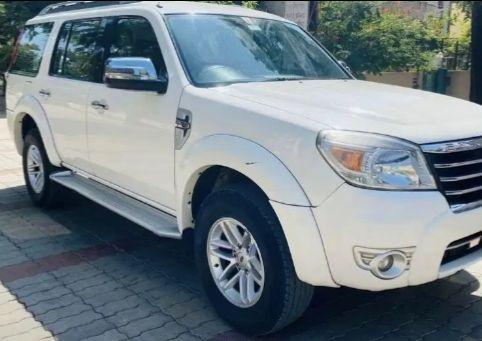 Ford Endeavour 2.5L 4x2 2010