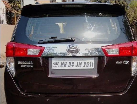 Toyota Innova Crysta 2.4 VX 8 STR 2018