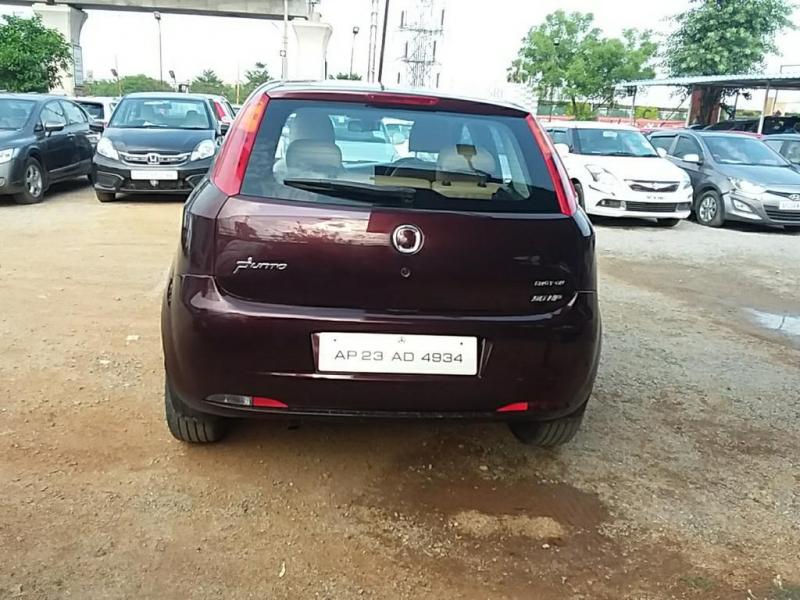 Fiat Punto Emotion 90HP 2012