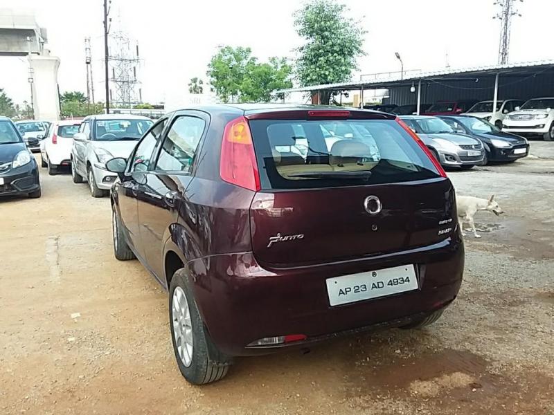 Fiat Punto Emotion 90HP 2012