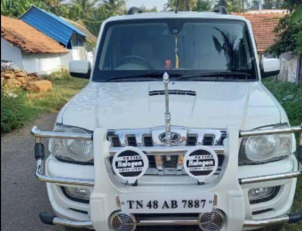 Mahindra Scorpio VLX 2WD 2014