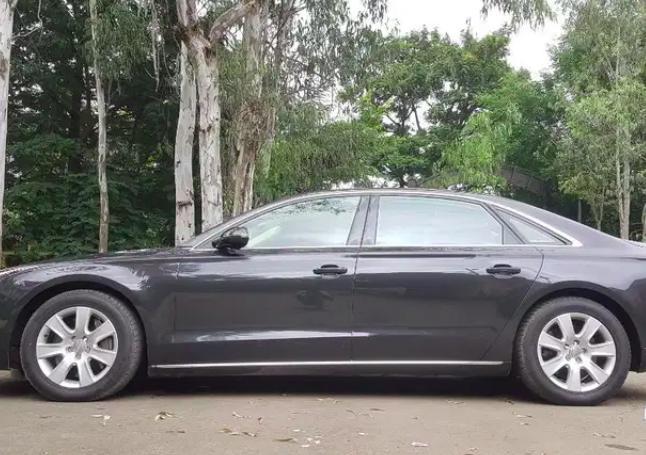 Audi A8 L 4.2 FSI Quattro 2010
