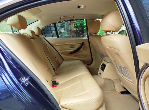 BMW 3 Series 320d Luxury Plus 2012