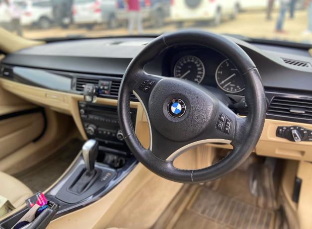 BMW 3 Series 320d 2011