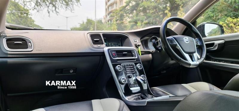 Volvo S60 Cross Country Inscription 2017