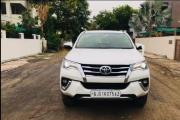 Toyota Fortuner 2.8 4x4 MT 2019