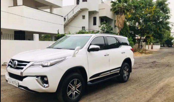 Toyota Fortuner 2.8 4x4 MT 2019