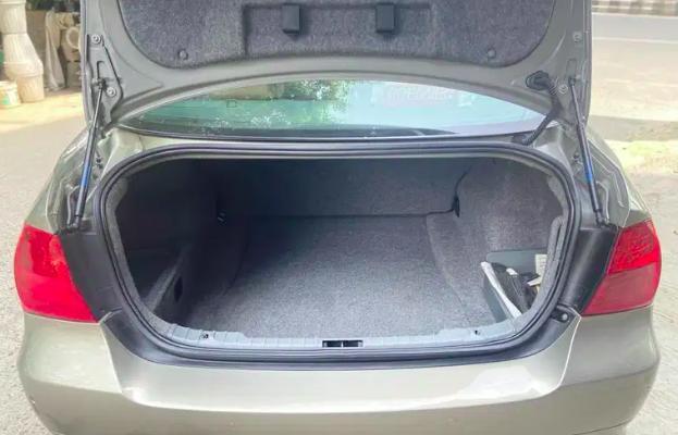 BMW 3 Series 320d Highline Sedan 2009