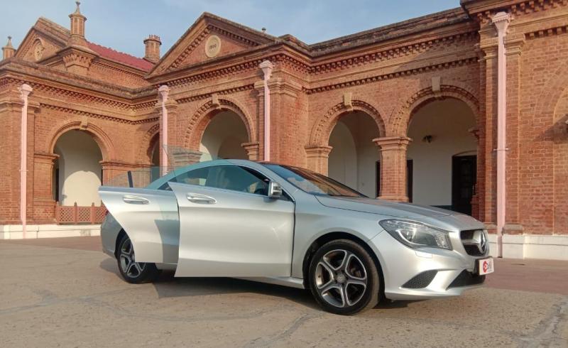 Mercedes-Benz CLA 200 CGI 2016