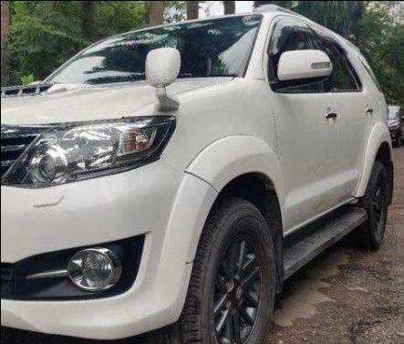 Toyota Fortuner 3.0 4X2 AT 2015