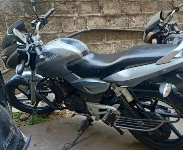 Bajaj  Pulsar 180cc 2008
