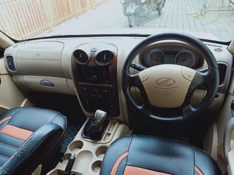 Mahindra Scorpio VLX 2WD AIRBAG BS IV 2013