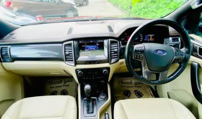 Ford Endeavour Titanium 3.2 4x4 AT 2017