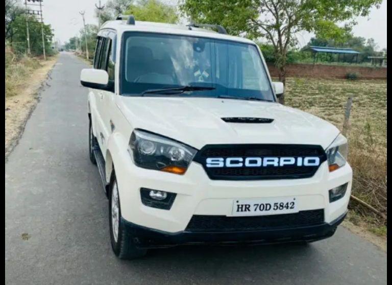 Mahindra Scorpio S10 2017