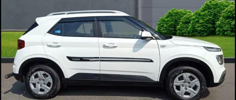Hyundai Venue S 1.2 Petrol 2020