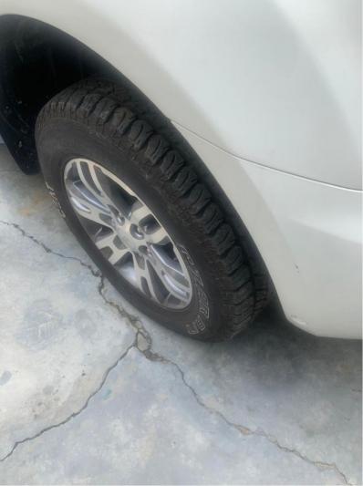 Ford Endeavour Titanium 3.2 4x4 AT 2016