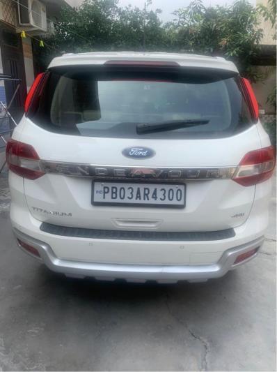 Ford Endeavour Titanium 3.2 4x4 AT 2016