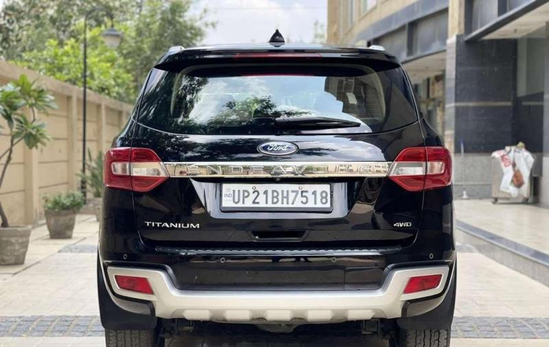 Ford Endeavour Titanium 3.2 4x4 AT 2016