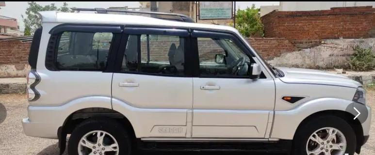 Mahindra Scorpio S10 2016