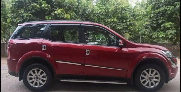 Mahindra XUV500 W10 2015