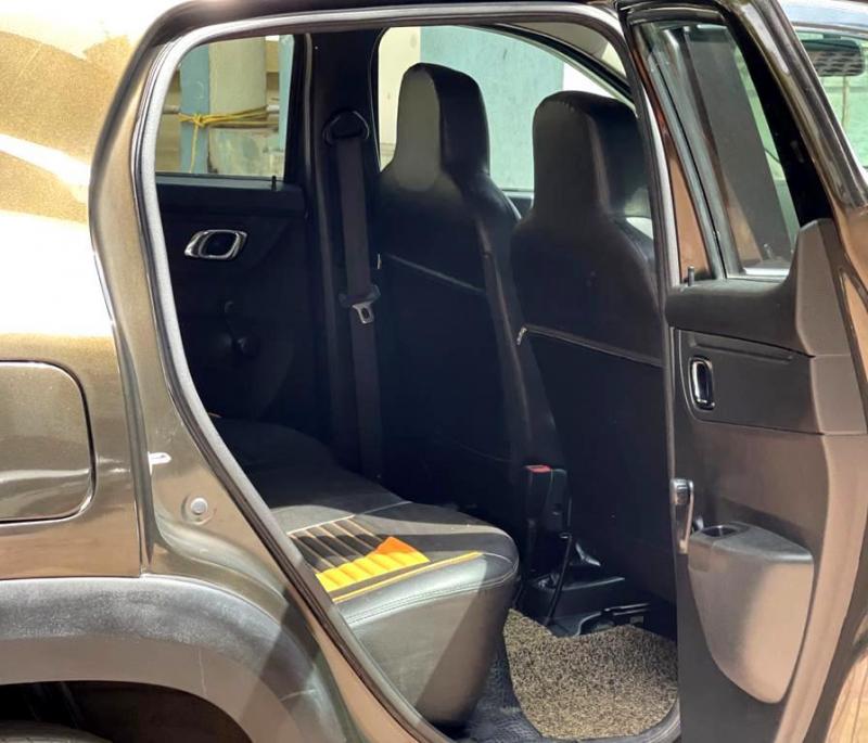 Renault KWID 1.0 RXT AMT Opt 2019