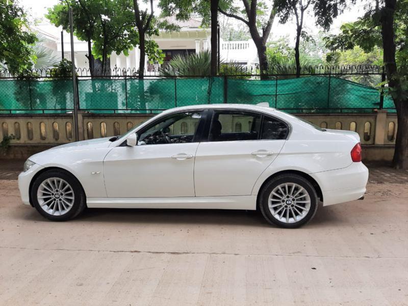 BMW 3 Series 320d Highline Sedan 2012