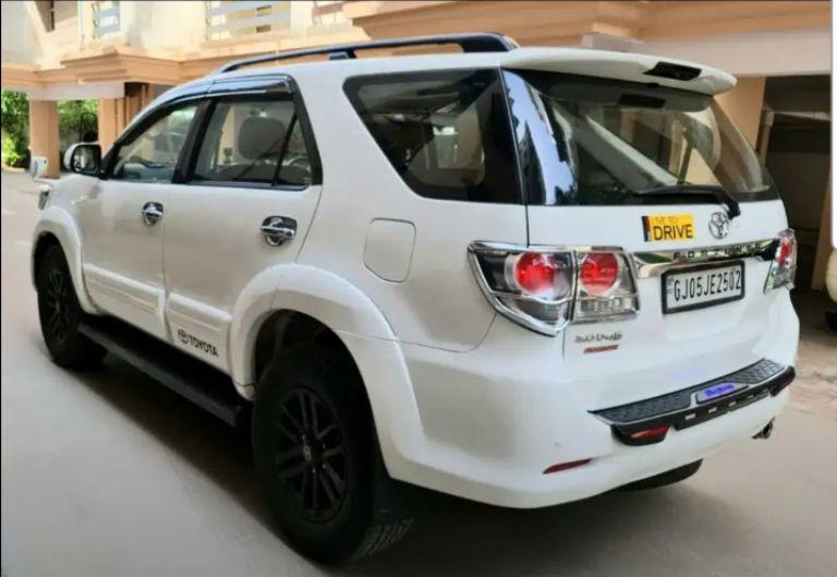 Toyota Fortuner 3.0 4X2 AT 2013