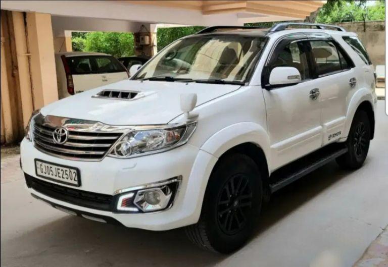 Toyota Fortuner 3.0 4X2 AT 2013
