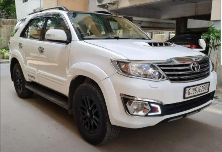 Toyota Fortuner 3.0 4X2 AT 2013