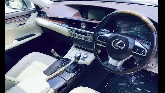 Lexus ES 300H 2017