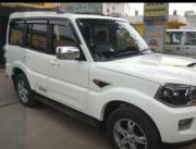 Mahindra Scorpio S10 4WD AT 2015