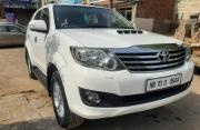 Toyota Fortuner 3.0 4X4 MT 2013