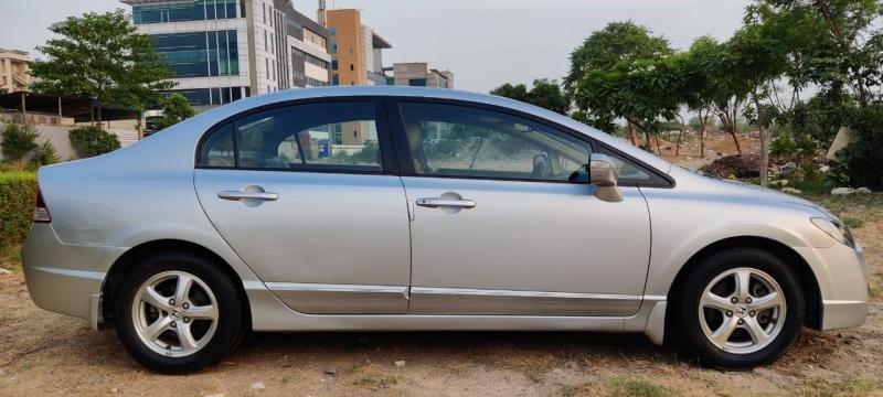 Honda Civic 1.8 V 2011