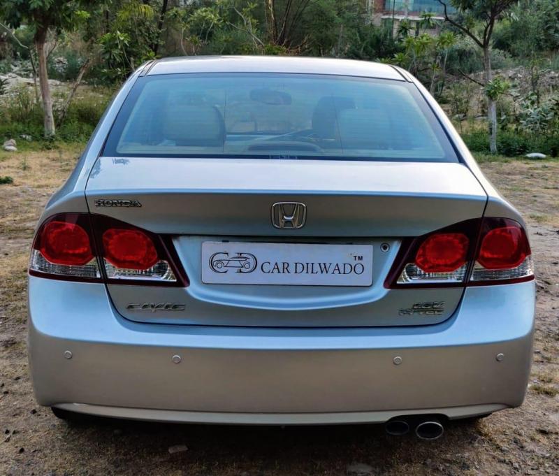 Honda Civic 1.8 V 2011