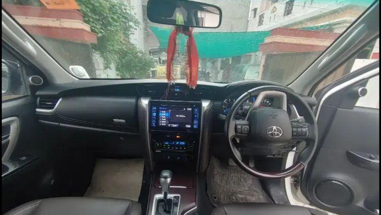 Toyota Fortuner Sigma 4 2018