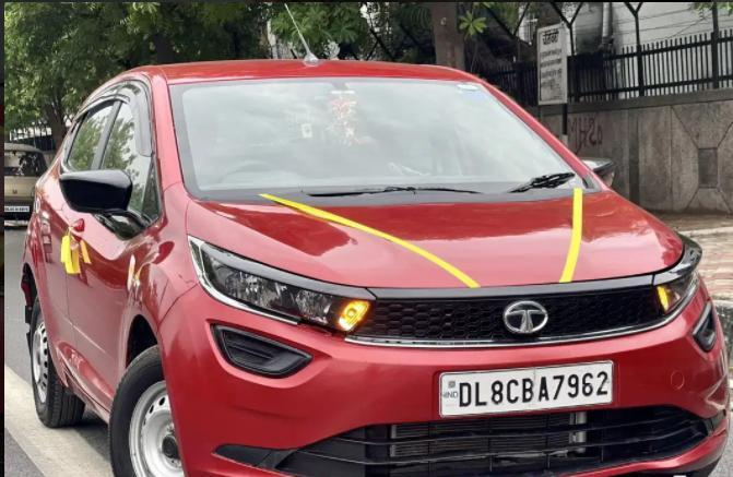 Tata Altroz XE Petrol 2020