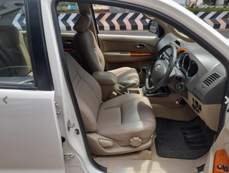 Toyota Fortuner 3.0 Limited Edition 2011