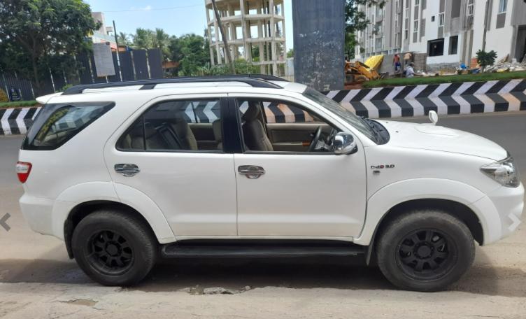 Toyota Fortuner 3.0 Limited Edition 2011