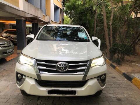 Toyota Fortuner 2.8 4x4 AT 2017