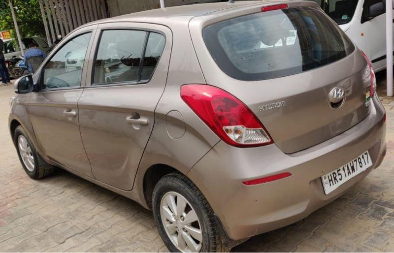 Hyundai i20 Sportz 1.2 2013