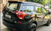 Mahindra XUV500 W7 2019