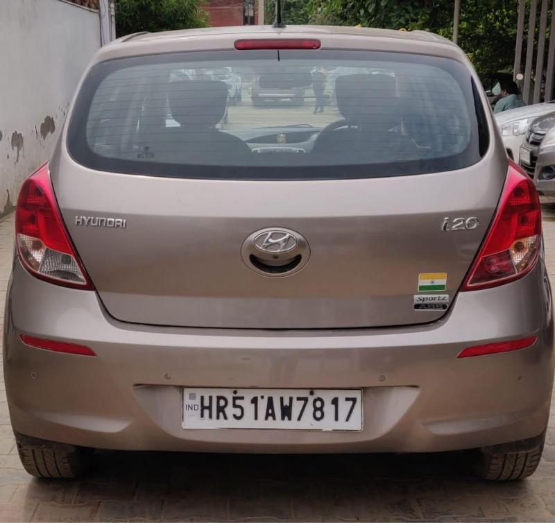 Hyundai i20 Sportz 1.2 2013