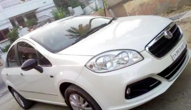 Fiat Linea Emotion 1.3 2016