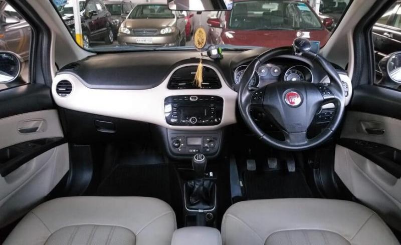 Fiat Linea Emotion 1.3 2014