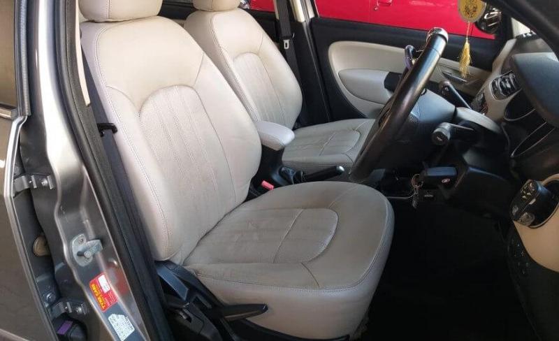 Fiat Linea Emotion 1.3 2014