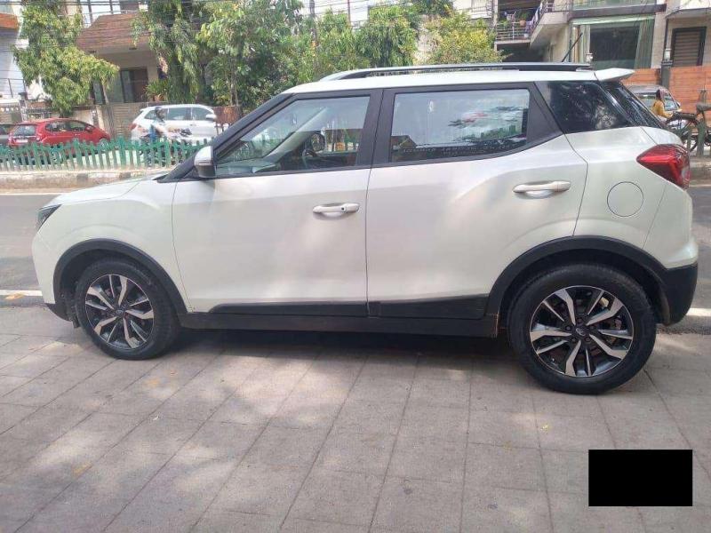 Mahindra XUV300 W8 (O) Diesel BS6 2021